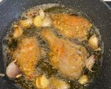 Foto langkah ke 5 dari resep Ayam Goreng bawang putih.