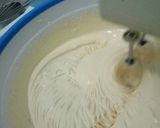 Foto langkah ke 2 dari resep Egg yolk cake.