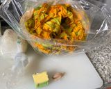 Foto del paso 1 de la receta: Acá las quecas! De flor de calabaza!