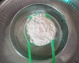 A picture of step 1 of Bajra Methi Achari Vada.