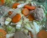Foto langkah ke 8 dari resep Tumis Sawi Putih, Wortel & Bakso.