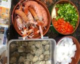 Foto del paso 1 de la receta: Paella de cigalas gambones almejas y sepia