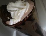 A picture of step 5 of Oreo milkshake.