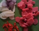 Foto langkah ke 1 dari resep Tumis Pakcoy Sosis Simple.