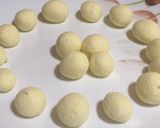 A picture of step 3 of Orange Rasgulla.