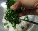 A picture of step 4 of Methi Besan.