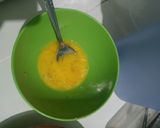 Foto langkah ke 4 dari resep Omelet mie.