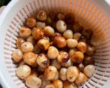 Gambar langkah 2 resipi Budu Asam Kelubi.