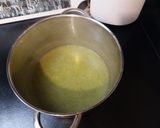 Illatos brokkolileves anyának és apának recept fázis 10 fotója