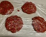 Foto del paso 2 de la receta: Hamburguesa casera con cebolla