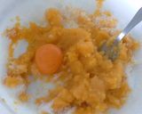 Foto del paso 2 de la receta: Bizcocho de calabaza con piñones