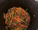 A picture of step 3 of Beef stirfry pasta | spaghetti.