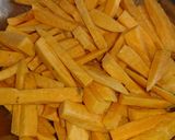 A picture of step 2 of Air Fried Coriander Chunky Sweet Potato Chips.