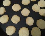 A picture of step 5 of Vanilla cookies.