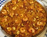Foto del paso 10 de la receta: Arroz con sepia y langostino estilo a Banda