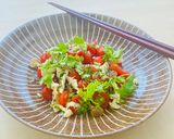 A picture of step 2 of Herbed Tomato Salad with mushrooms.