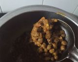 A picture of step 3 of Kala Chana Masala.