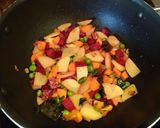 A picture of step 2 of Dalia Upma.