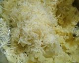 Foto langkah ke 2 dari resep Potato chesee stick spicy.