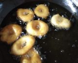A picture of step 2 of Dahi Vada.