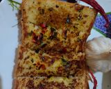 चीज़ गार्लिक ब्रेड (Cheese garlic bread recipe in Hindi) रेसिपी चरण 5 फोटो