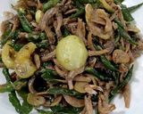 Foto langkah ke 7 dari resep Tumis teri jengki cabe hijau.