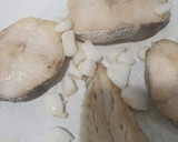 Foto del paso 4 de la receta: Merluza a la bilbaína
