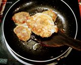 A picture of step 3 of Sabudana Vada.