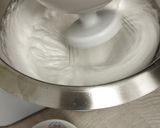 A picture of step 2 of Apple Roll Cake.