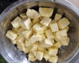 A picture of step 3 of Lasooni palakh paneer.
