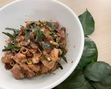 รูปขั้นตอนการทำที่ 5 ของ หมูสามชั้นผัดกะปิ