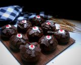 Foto langkah ke 8 dari resep Donat blackforest.