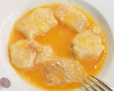 Foto del paso 6 de la receta: Patatas con rape rebozado y en salsa verde
