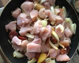 A picture of step 3 of Chicken and chorizo.