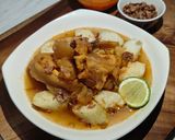 Foto langkah ke 8 dari resep Lontong Kikil Surabaya (Presto).