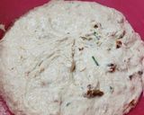 Foto del paso 5 de la receta: Focaccia caprese 🍅🌿 con cubierta de queso crocante 🧀 - súper fácil y sin amasar!!!!