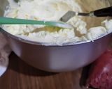 Foto langkah ke 7 dari resep Mille Crepes Red Valvet.