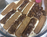 Foto del paso 4 de la receta: Tiramisú de mamá👩🏼‍🍳☕️🍫