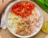 Foto del paso 4 de la receta: Ensalada de arroz con cherry y atún acompañado de vinagreta de almendras