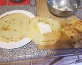 A picture of step 3 of Cheese Blintz.