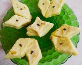 A picture of step 5 of Milk powder burfi.