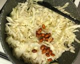 A picture of step 2 of Cabbage Poriyal.
