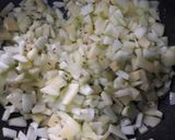 A picture of step 2 of Raw papaya stir fry.