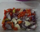 Foto langkah ke 2 dari resep Tumis Pare Pedas.