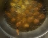 आलू के पकौड़े (aloo ke pakode recipe in hindi) रेसिपी चरण 2 फोटो