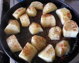 Foto del paso 5 de la receta: Pollo a la mostaza con papas doradas