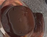 A picture of step 10 of Chocolate Cake with Sweetened Condensed Milk Cream and Strawberries.