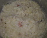 மிளகு தூள் போட்டு வெண் பொங்கல்(ven pongal recipe in tamil) ரெசிபி ஸ்டேப் 3 புகைப்படம்