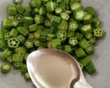 ભીંડા નું શાક (Bhinda Shak Recipe In Gujarati) રેસીપી સ્ટેપ2ફોટો