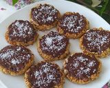 Foto del paso 5 de la receta: Galletas o Tartitas De Avena  Con Dulce Y Chocolate